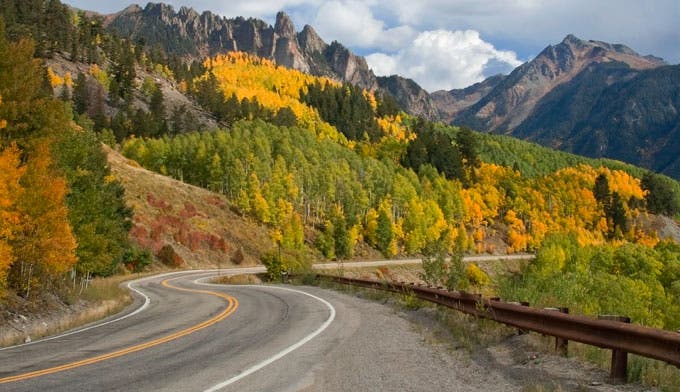 rocky-mountain-park-trail-ridge-road Trail Ridge Road in Autumn in Rocky Mountain National Park