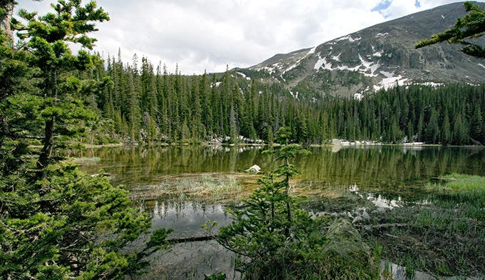 RM-Ouzel-Lake_WikiCharlesMSauer_680 Ouzel Lake in Rocky Mountain National Park