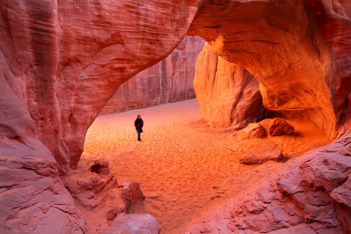 ArchesNP-sand-dune-arch_TamJonathanOReilly_700 Sand Dune Arch in Arches National Park, Utah