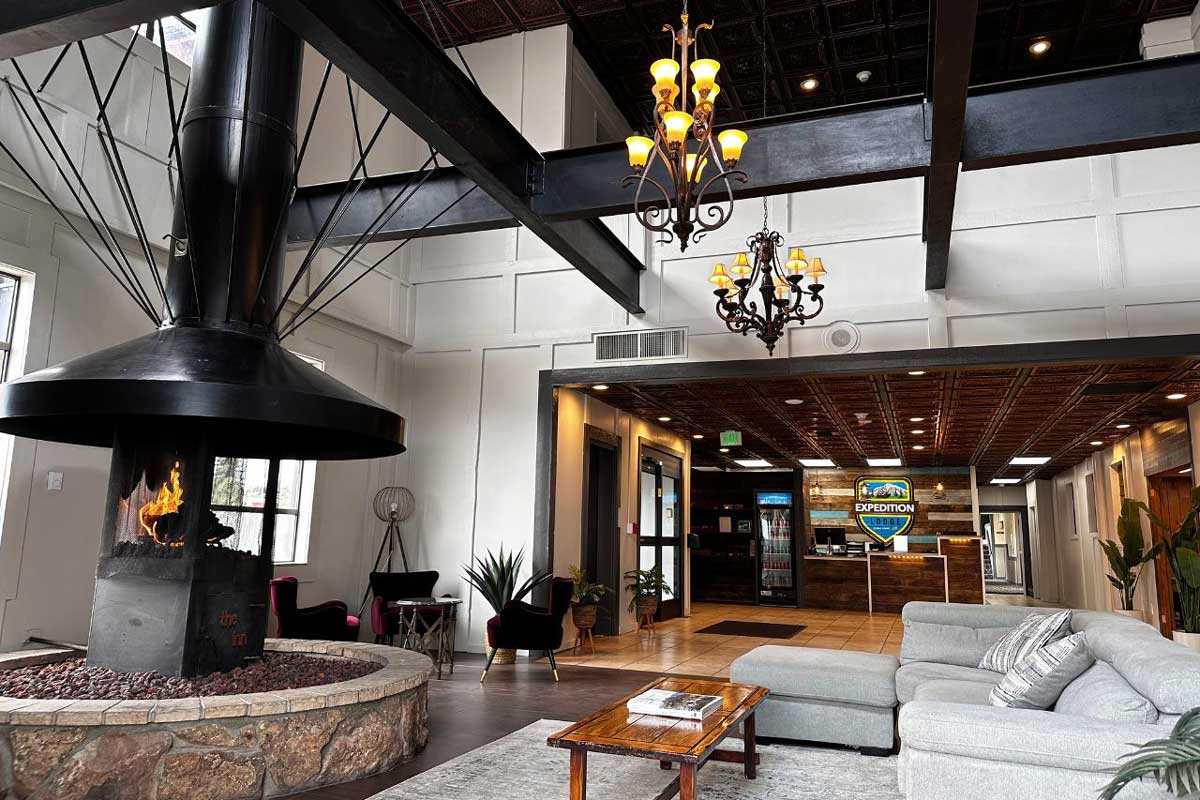 Lobby of Expedition Lodge