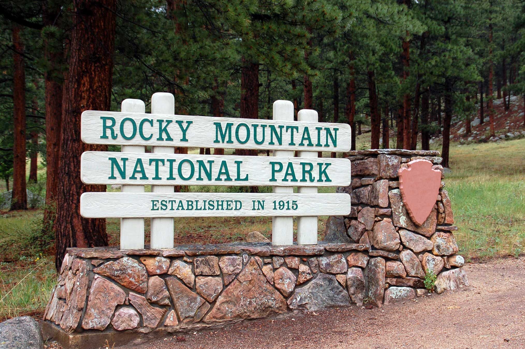 Entrance sign to Rocky Mountain National Park