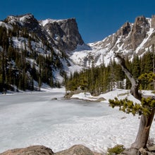 To enjoy winter in the park, use this guide to find the best snowshoes for Rocky Mountain.